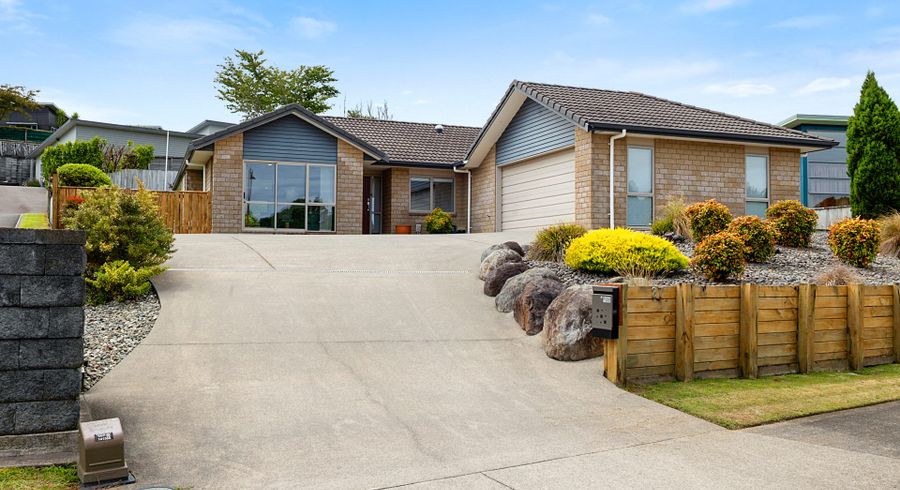  at 27 Redwood Crescent, Hurdon, New Plymouth, Taranaki