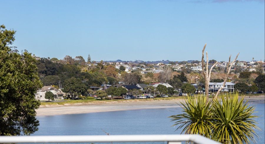  at 24 The Crescent, Tindalls Beach, Whangaparaoa