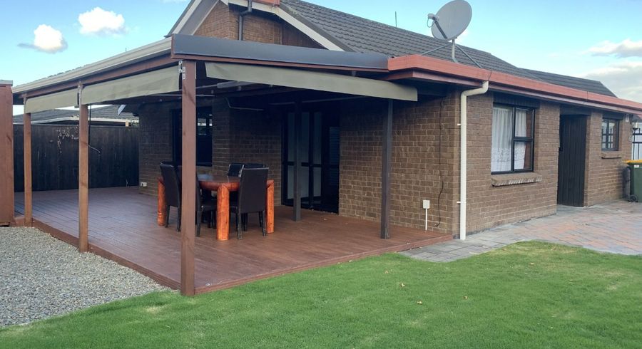  at 16A Frank Evans Place, Henderson, Waitakere City, Auckland