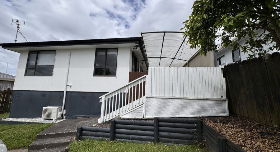  at 39A Caribbean Drive, Unsworth Heights, North Shore City, Auckland