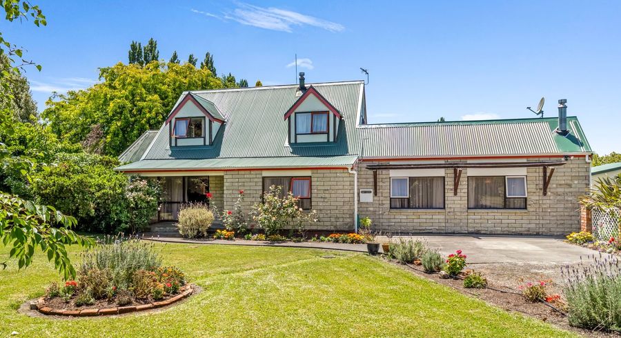  at 42 Delhi Avenue, Aramoho, Whanganui, Manawatu / Whanganui