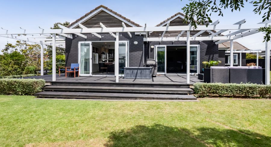  at 20 Maple Crescent, Whalers Gate, New Plymouth, Taranaki