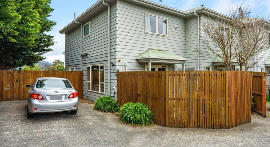  at 2/8 Waldie Grove, Avalon, Lower Hutt