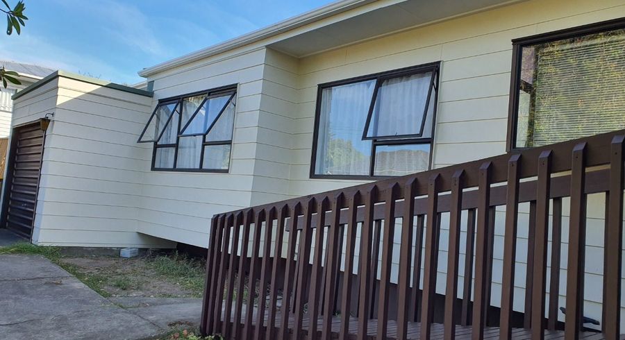  at 1/27 College Road, Northcote, North Shore City, Auckland