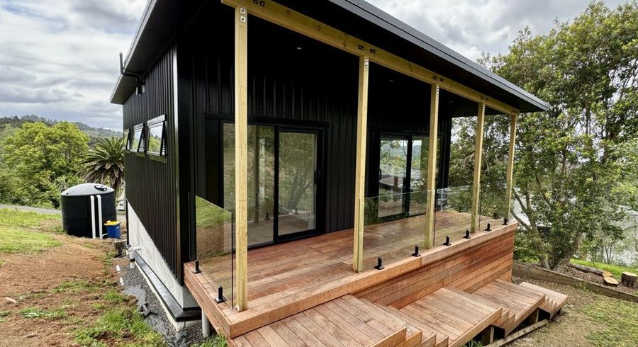  at 12 Laingfield Terrace, Laingholm, Waitakere City, Auckland