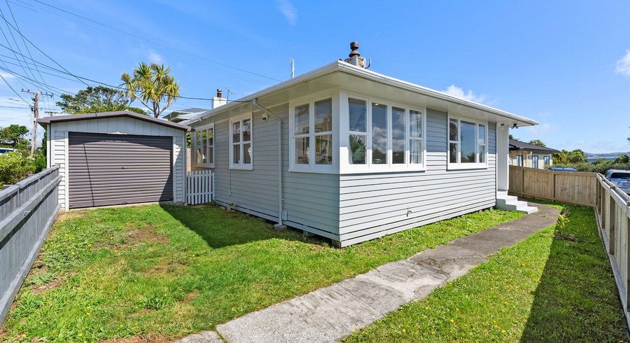  at 4 Balmain Street, Newlands, Wellington, Wellington