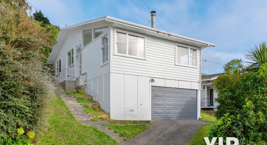  at 9 Alwyn Place, Newlands, Wellington, Wellington