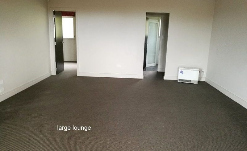  at 18A Castor Bay Road( rent includes out goings), Castor Bay, North Shore City, Auckland