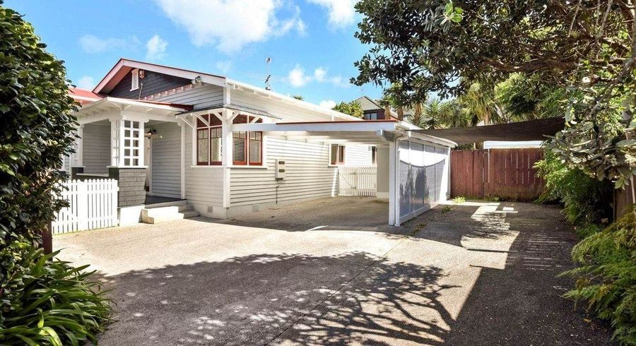  at 4/48 Turama Road, Royal Oak, Auckland City, Auckland
