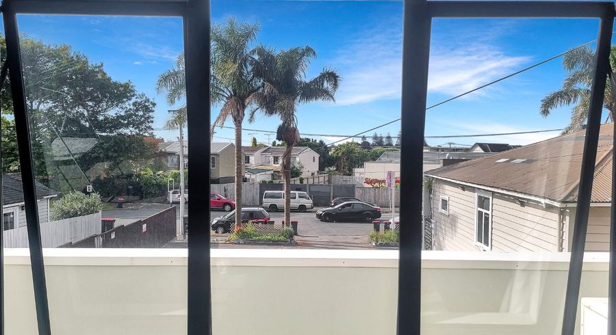  at 10L Campbell Road, Royal Oak, Auckland City, Auckland