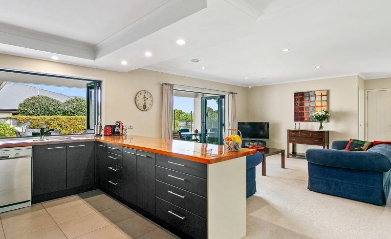  at 6 Carpentras Way, Nukuhau, Taupo