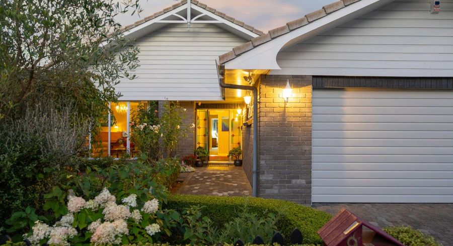  at 9 Ranara Court, West End, Palmerston North, Manawatu / Whanganui