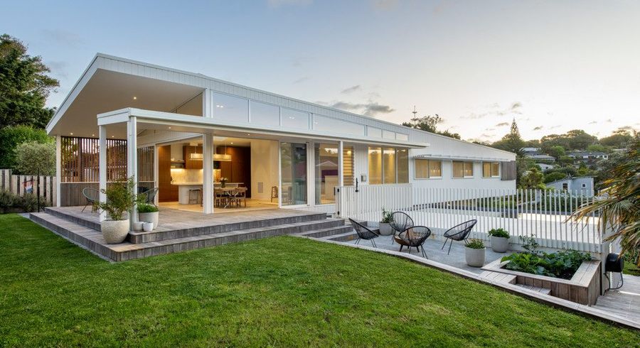  at 5 Seaton Road, Murrays Bay, North Shore City, Auckland