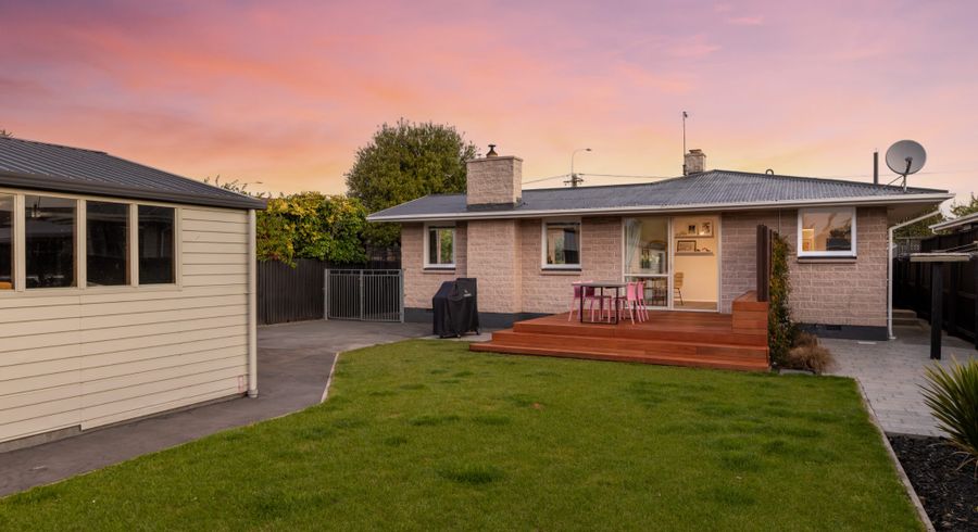  at 247 Grahams Road, Bishopdale, Christchurch