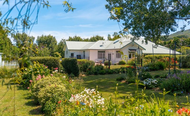  at 274 Underhill Road, Featherston