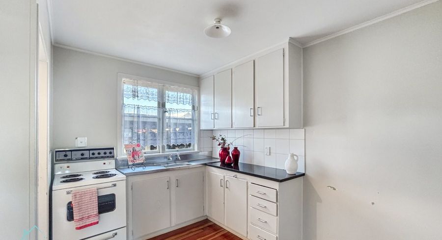  at 4/50 Tennessee Avenue, Mangere East, Manukau City, Auckland