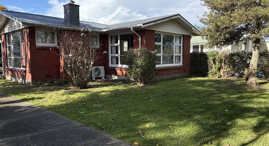  at 86 Woodbury St, Avonhead, Christchurch City, Canterbury