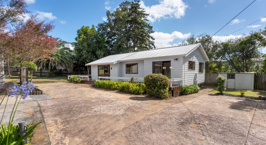  at 33a Glenvar Road, Torbay, North Shore City, Auckland