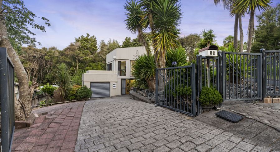  at 16 Berne Place, Birkenhead, North Shore City, Auckland