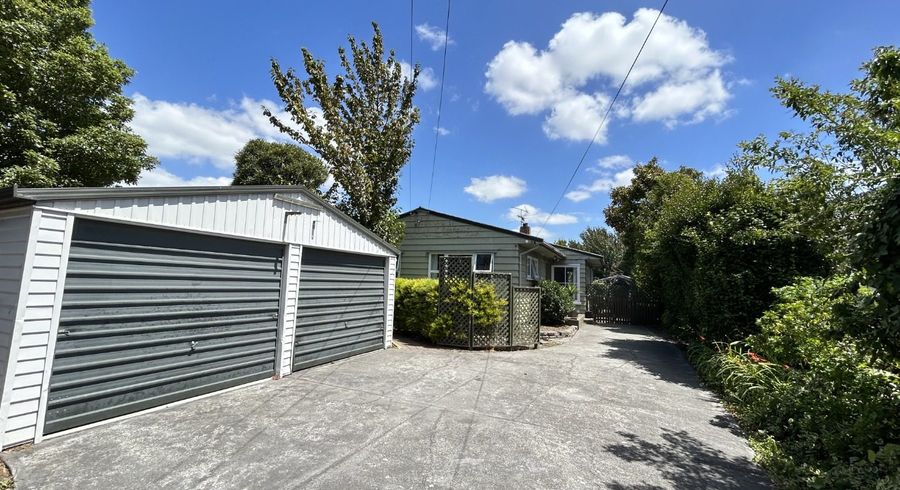  at 117 Avonhead Road, Avonhead, Christchurch City, Canterbury
