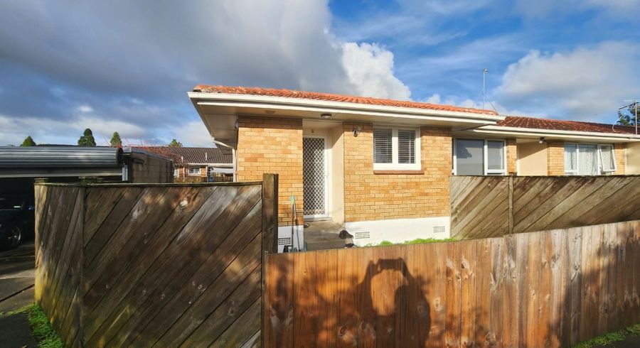  at 11/82 Huia Road, Papatoetoe, Auckland