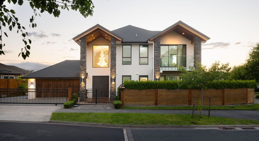  at 8 Longbow Terrace, Flagstaff, Hamilton, Waikato