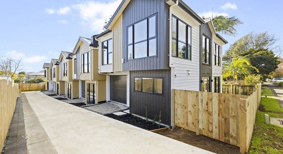  at 1/543 Massey Road, Mangere, Manukau City, Auckland