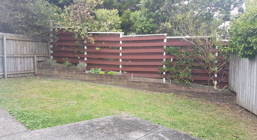  at 1/19 Anne Road, Hillcrest, North Shore City, Auckland