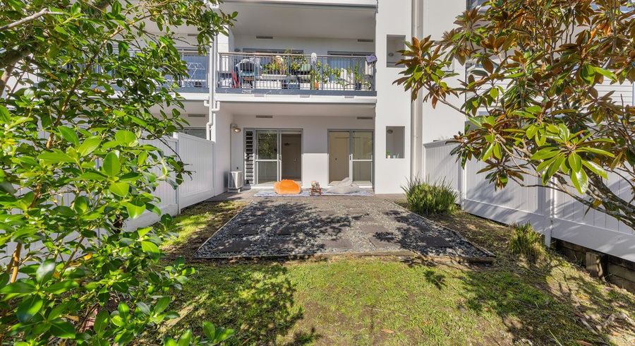  at A4/60 Masons Road, Oteha, North Shore City, Auckland