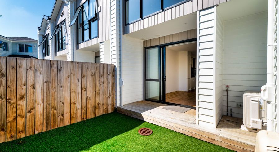  at 3/40 Bahari Drive, Ranui, Waitakere City, Auckland