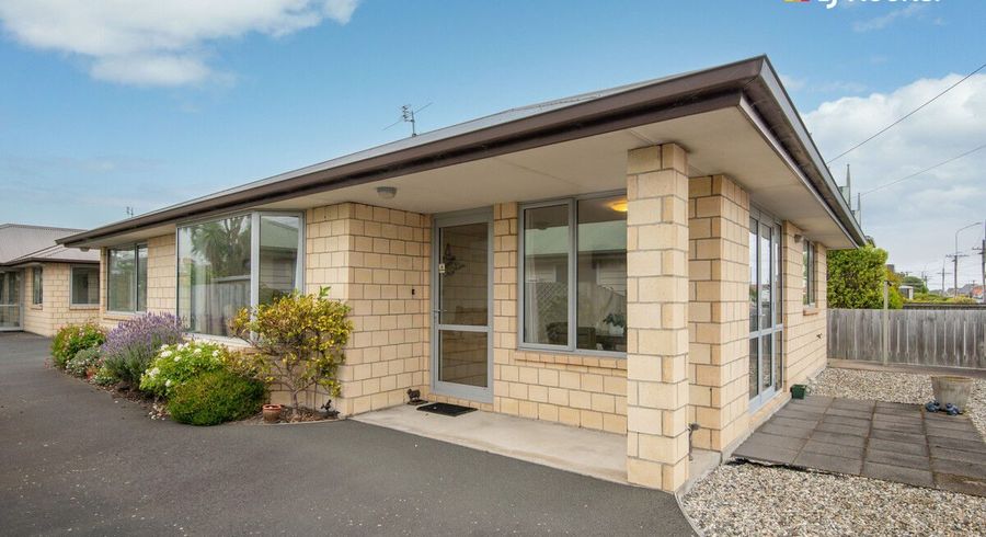  at 19A Queens Drive, Saint Kilda, Dunedin
