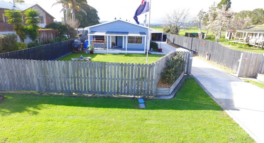  at 27 East Bank Road, Thornton, Whakatane