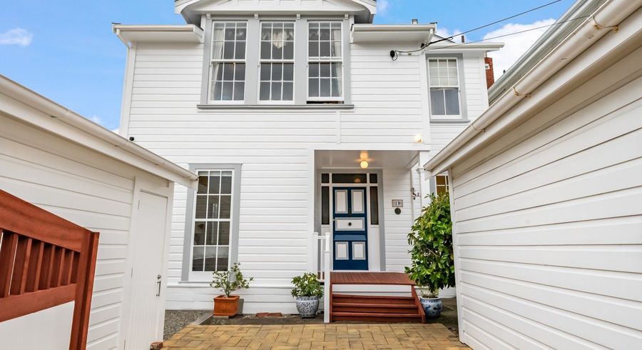  at 19 Selwyn Terrace, Thorndon, Wellington