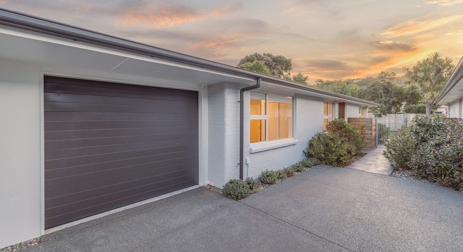  at 2/45 Beachville Road, Redcliffs, Christchurch