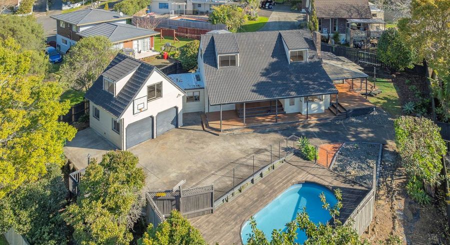  at 11 Palliser Lane, Browns Bay, North Shore City, Auckland