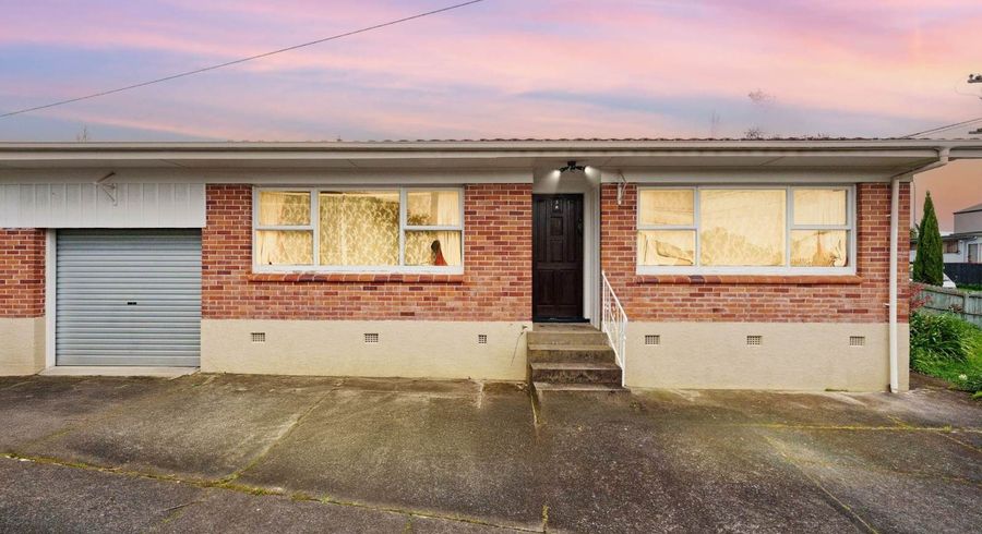  at 1/3 Angelo Avenue, Howick, Manukau City, Auckland