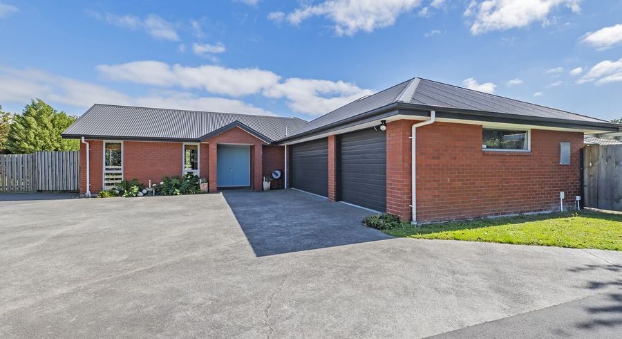  at 12 Oak Tree Lane, Rolleston, Rolleston