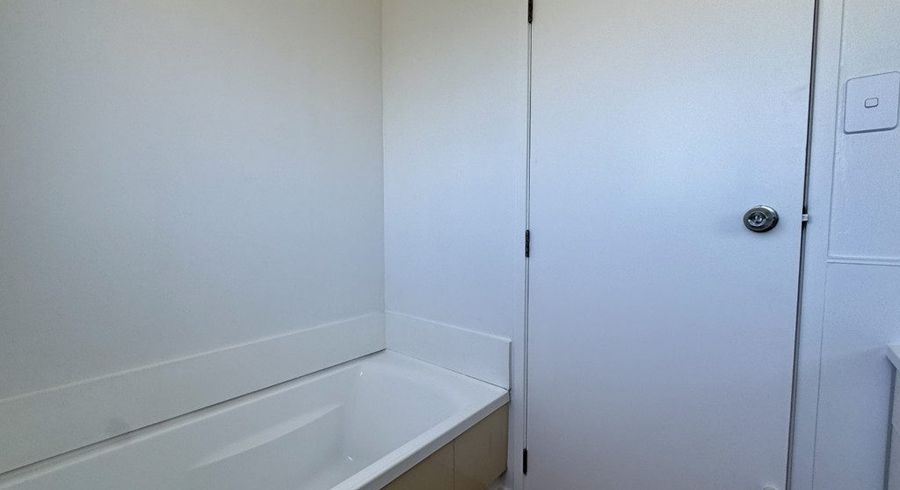 at 2/615 Manukau Road, Epsom, Auckland City, Auckland