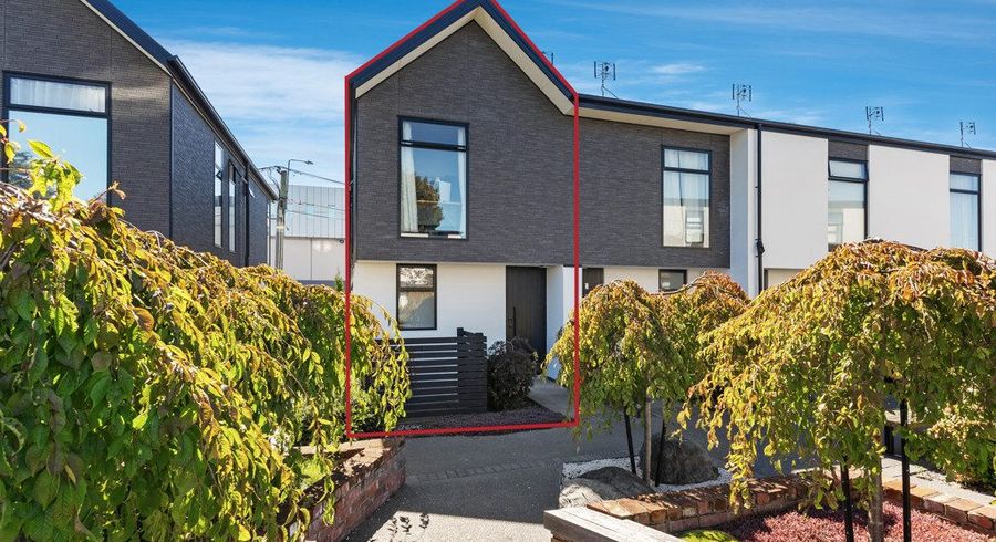  at 1/10 New Brighton Road, Shirley, Christchurch City, Canterbury