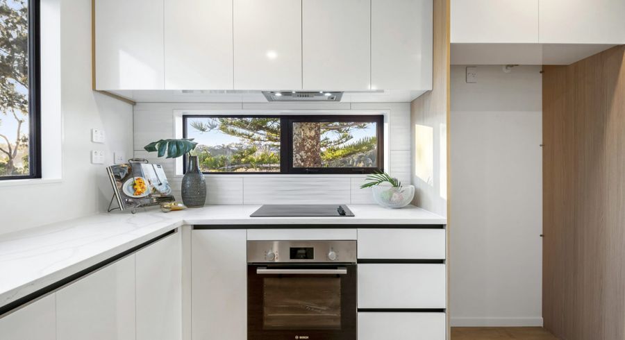  at 4/90 Stredwick Drive, Torbay, North Shore City, Auckland