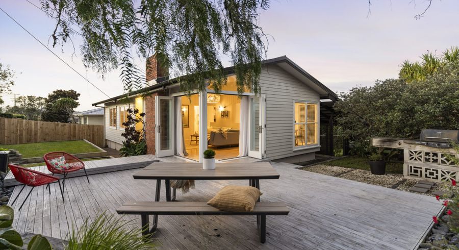  at 277 Rangatira Road, Beach Haven, Auckland