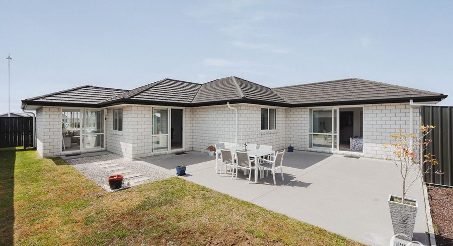  at 98 Te Ranga Memorial Drive, Pyes Pa, Tauranga, Bay Of Plenty