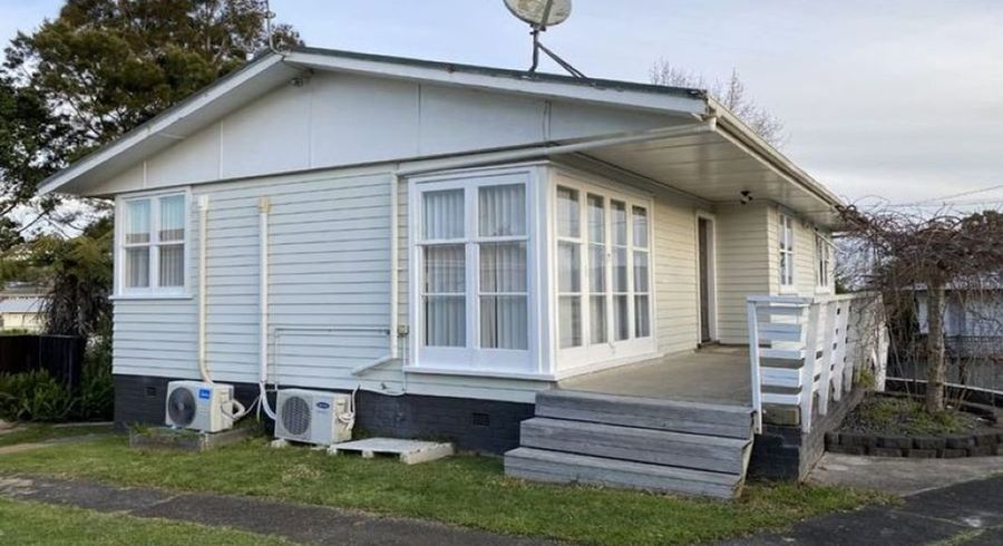  at 25 Hutchinsons Road, Bucklands Beach, Manukau City, Auckland