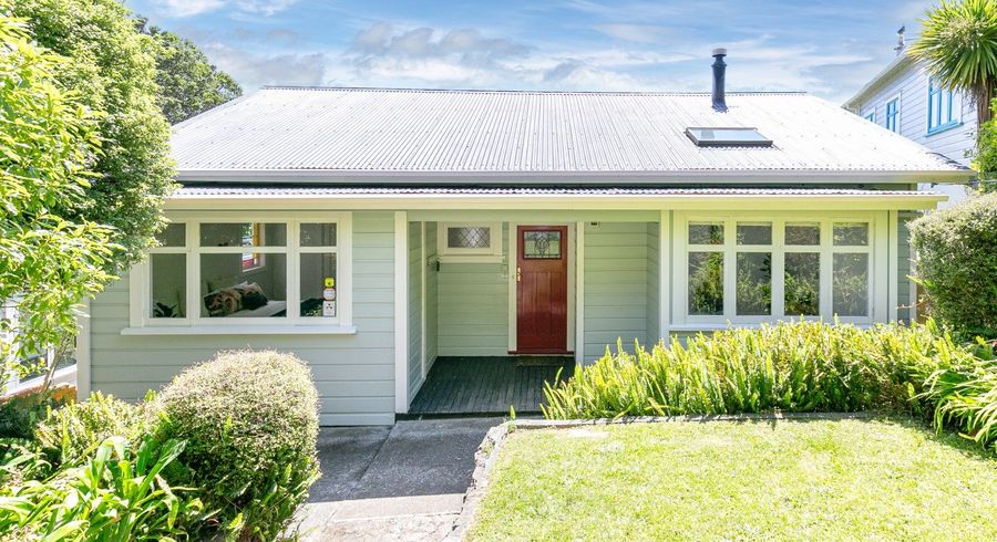  at 32 Volga Street, Island Bay, Wellington
