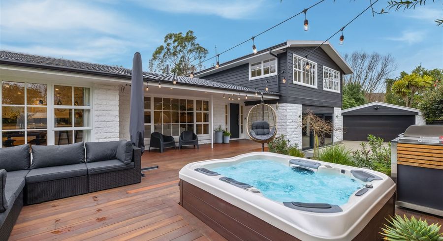  at 7 Parkstone Avenue, Ilam, Christchurch