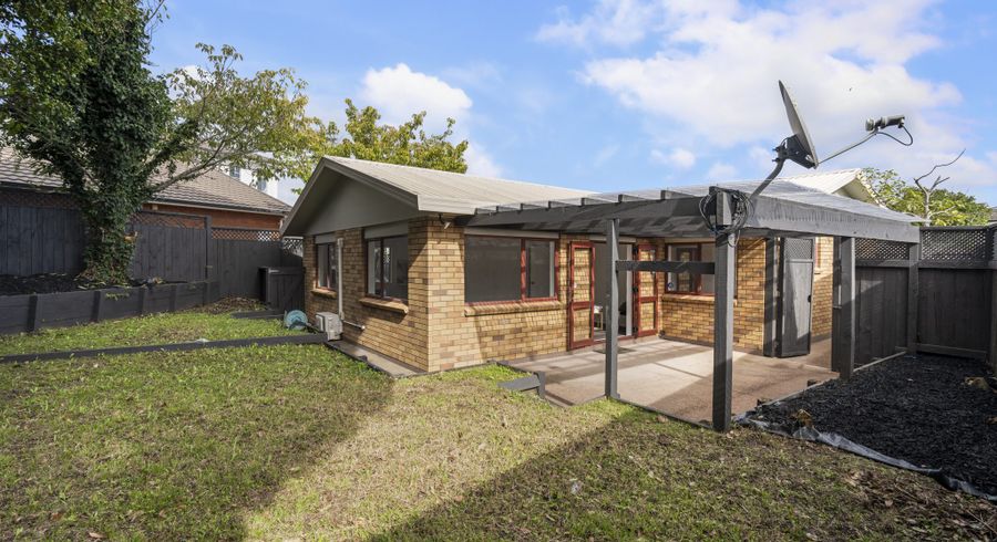  at 2E Lynbrooke Avenue, Blockhouse Bay, Auckland City, Auckland