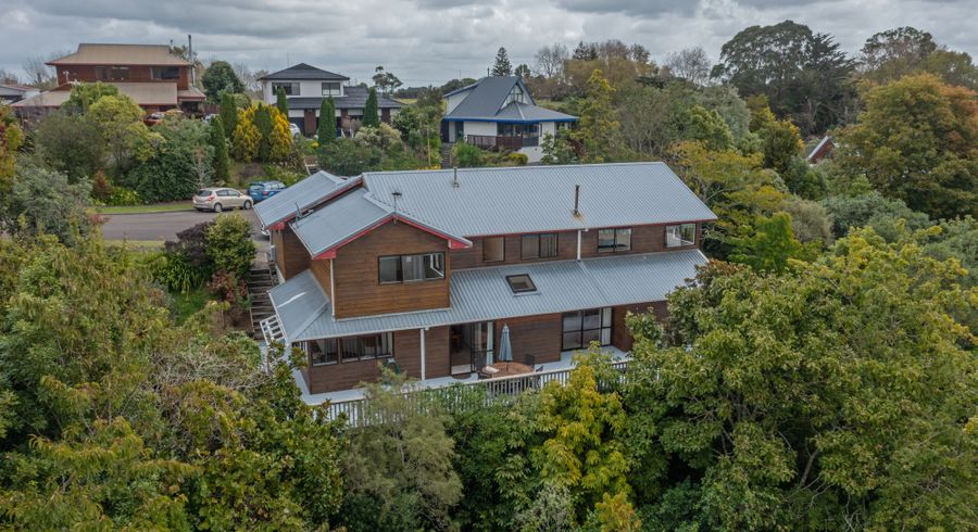  at 32 Springdale Grove, Fitzherbert, Palmerston North