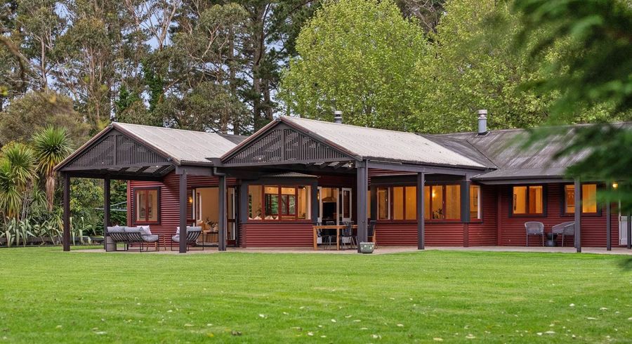  at 4 Sherwood Drive, Patumahoe, Franklin, Auckland