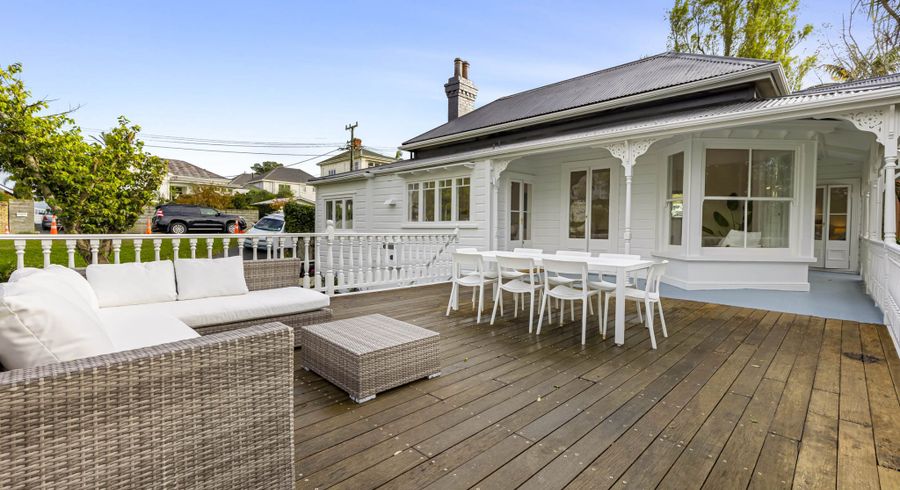  at 25 Princes Street, Northcote Point, North Shore City, Auckland