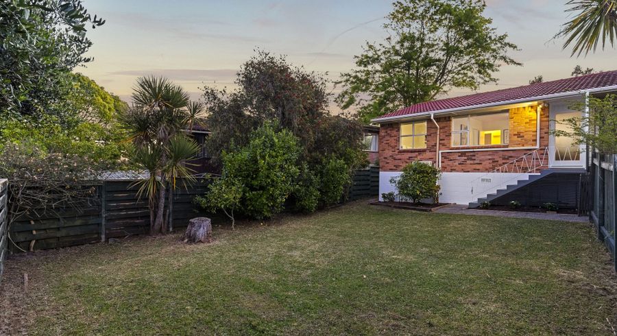  at 4/54 Richards Avenue, Forrest Hill, Auckland
